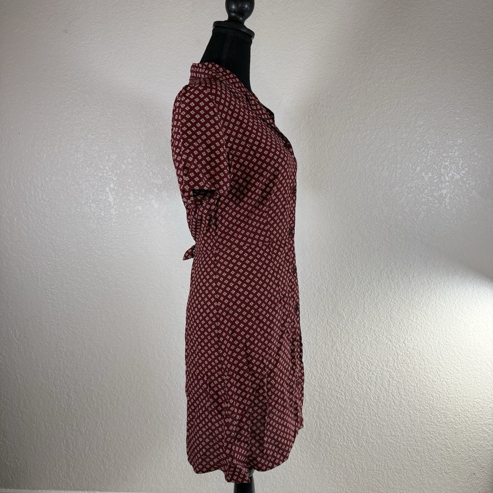 Vtg Gap Dress Sz Small Maroon Geometric Pattern Buttons Collared 100% Rayon - Picture 7 of 12